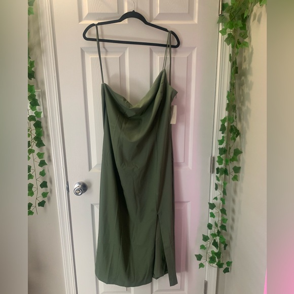 Bhldn light green, one shoulder mid-length dress. Great for day or evening wear. - Picture 1 of 3